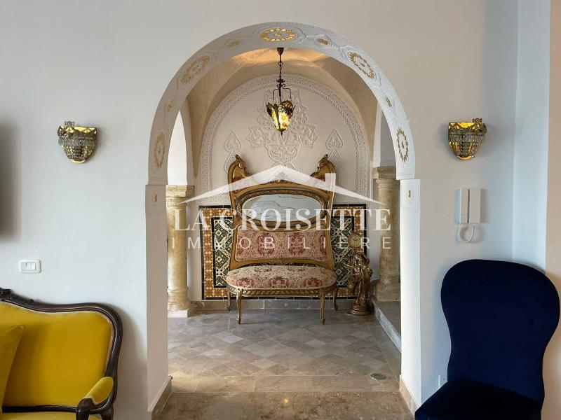 Villa meublée S+3 vue sur mer avec piscine à La Marsa